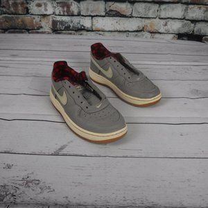 Nike "Force 1" grey & white sneakers J 12c